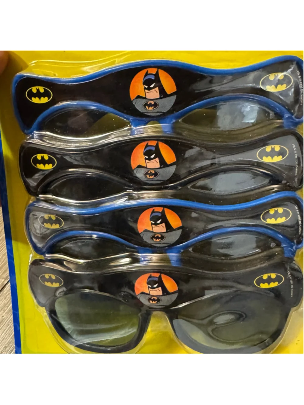 Vintage 1997 Batman & Robin Party Sunglasses 4 Pack Rare